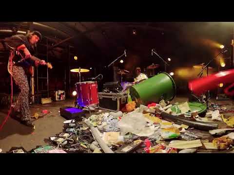 CTM 360° – Cuntroaches filmed by Art Visit