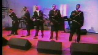 The Temptations - I can&#39;t get next to you