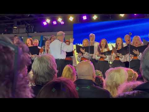 Ukrainian National Anthem opens the Jersey Shore benefit concert on the boardwalk