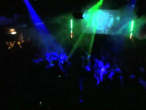 Bryan Gee B2B DJ Die & MC MOOSE - MetalHeadz History Sessions - Cable London - 19-11-11.flv
