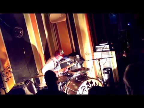 2014-10-03 Urban Junior, Concert, Bern, Les Amis, Wohnzimmer