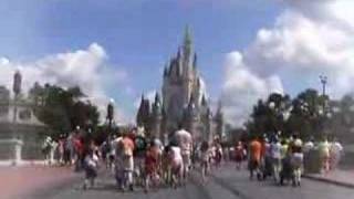 preview picture of video 'VIAJE A DISNEY DIA 1'