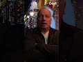 Elk jaar gekker: de straat van Gerrit hangt - ondanks de energieprijzen - vol met kerstlampjes!