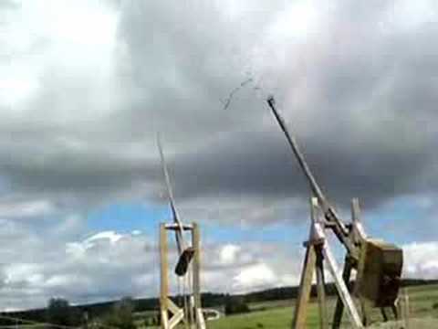 Catapult, Trebuchet