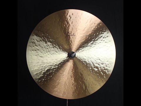 Paiste 20" Signature Traditionals Light Flat Ride - 2017g (video demo) image 2
