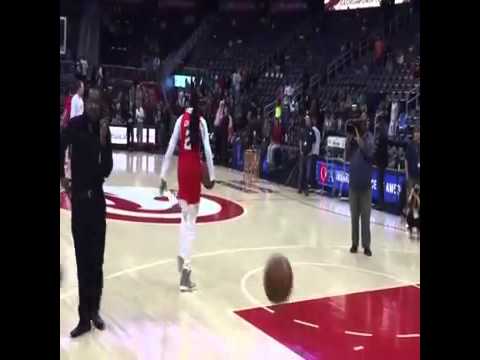 Hip hop artist 2 Chainz and Atlanta Hawks legend Dominique Wilkins played a round of H O R S E