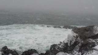 preview picture of video 'Portland Headlight - Rough Seas'