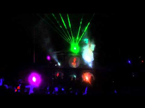 Ursula 1000 blasting out of the pagoda - Shambhala 2011 Live - HD