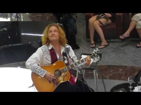 Frank Hannon - The Way It Is w/Love Song Intro @ Def Leppard Cruise 2016