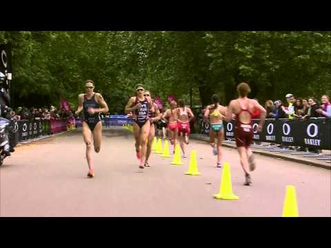 2015 Vitality ITU World Triathlon London - Elite Women's Highlights