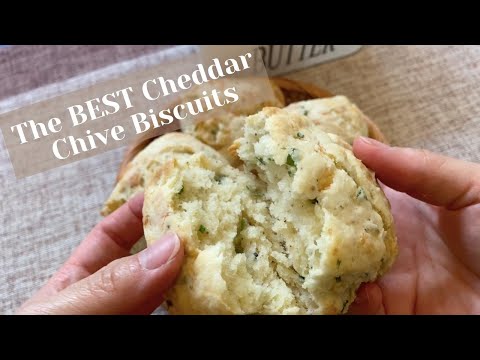 Easy Cheddar Chive Biscuits