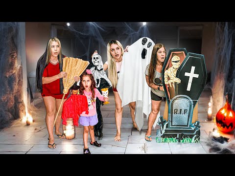 WE BROKE INTO A SCARY HALLOWEEN HOUSE AND GOT TRAPED!