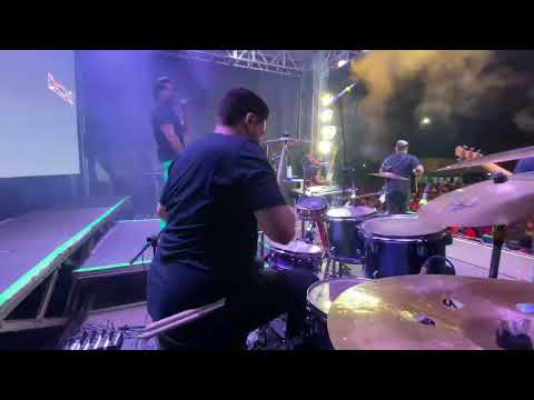 DESCONTROLADA - ISRAEL NOVAES DRUM CAM EM CAREAÇU/MG
