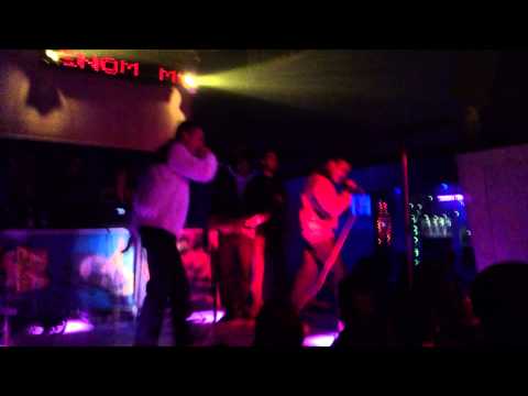 Fer y julio perros, fer malas intenciones