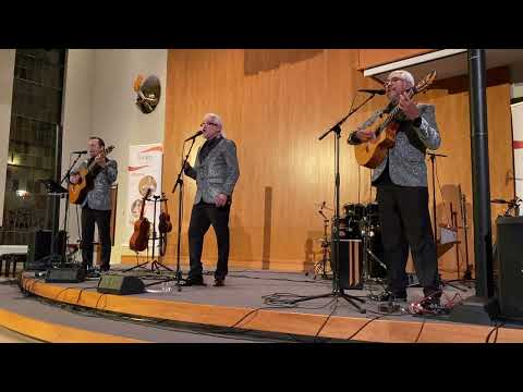 Trio Galantes performs "Rumbo Perdido" - LIVE in Amsterdam