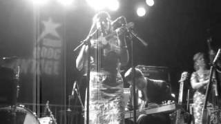 Kitty, Daisy & Lewis - Swinging Hawaii