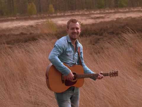 Robert Mitchel - The grass is pretty green on my side (original song)