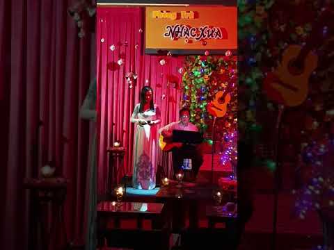 Thể hiện bởi Minh Oanh