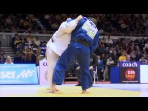 Keiji Suzuki's Kosoto Gari to Ude Garami in Niju Garami (Kimura from halfguard).