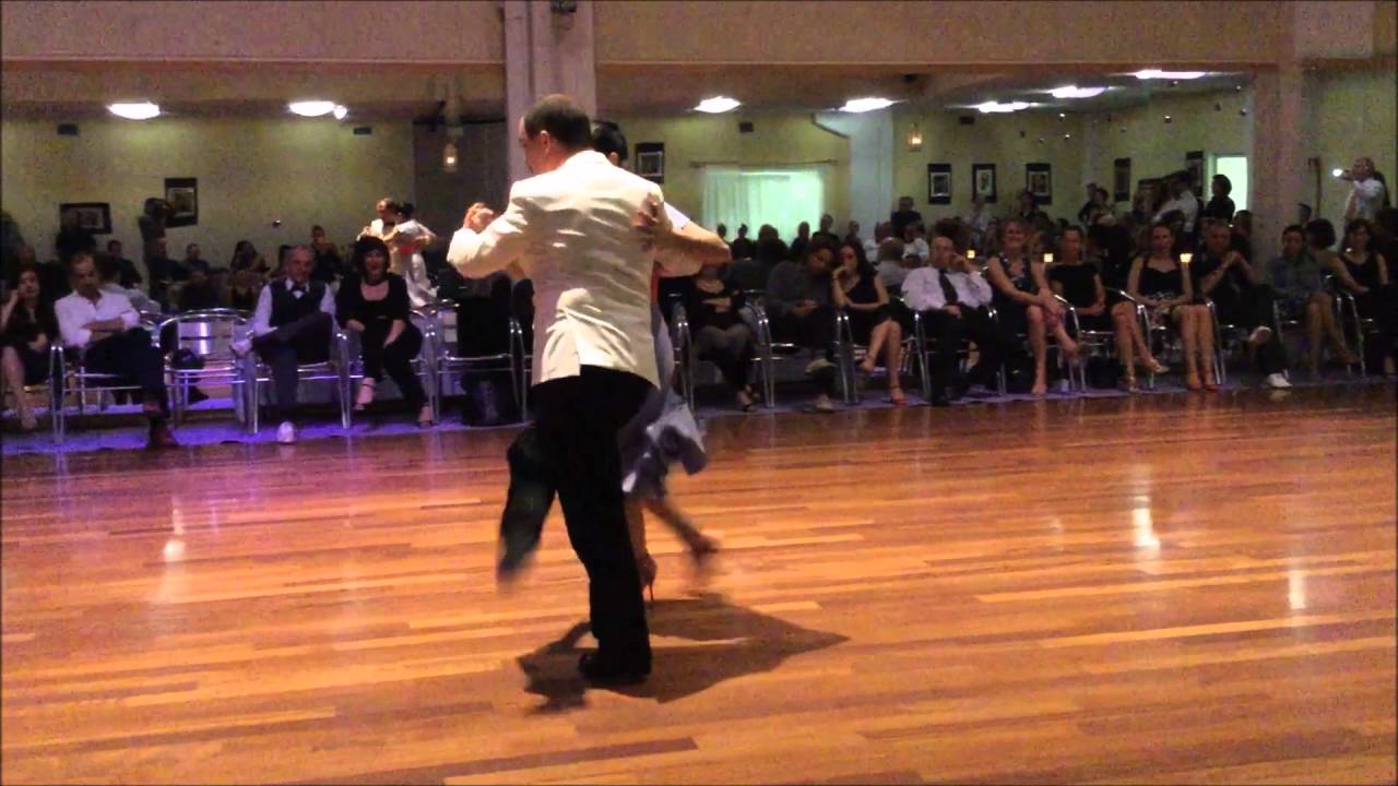 Sebastisn Missé y Andrea Reyero - Paciencia