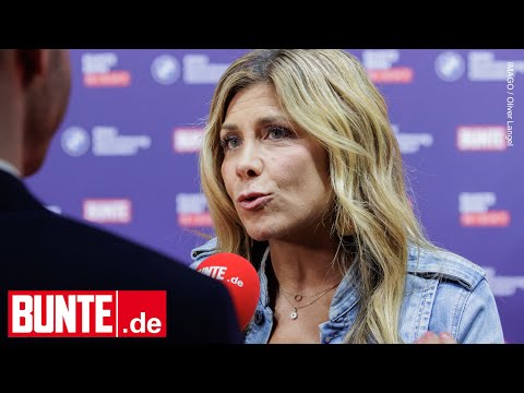 „Das ist ekelhaft“: Panagiota Petridou stillt ihr „großes Kind“ – und erntet Kritik