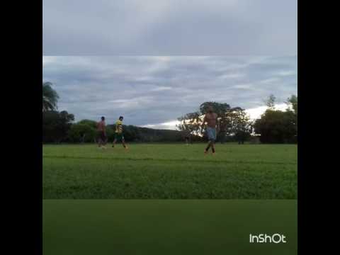 Lucas Bozó  água clara ms