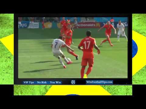 Football WC 2014  Netherlands 2 0 Chile Group B Goals Highlights