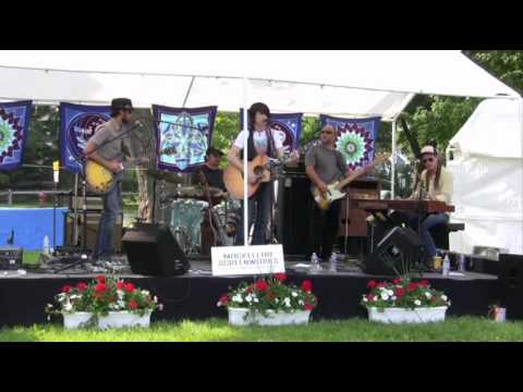 Roaming by Sonia Leigh 6-4-11.wmv
