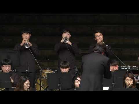Bugler's Holiday / Korea Wind Philharmony