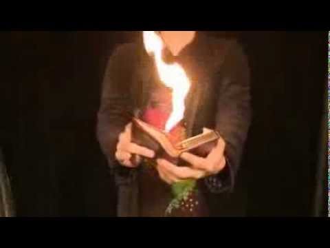 Voir la vidéo Inviso Torch Jim Pace's