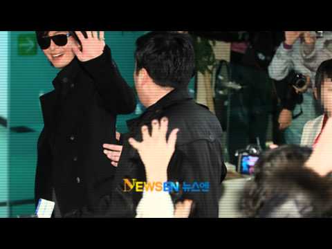 BYJ & KHJ at  HANEDA AIRPORT Japan [mv2]