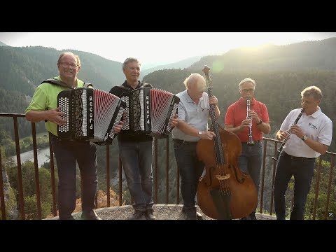 Kapelle Oberalp - Am FC Grischuna z’Basel