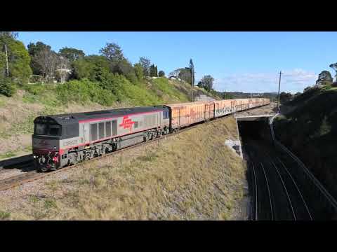 6bm9 with csr023 at maud st Mayfield on 20 *7 *23 (10. 15)