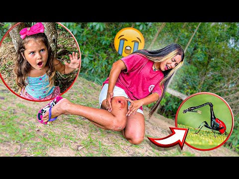 UM BICHO ESTRANHO PICOU A LARISSA!