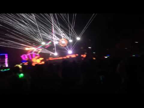 Daft Punk - Da Funk (Burning Man)