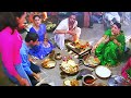 यहाँ जंगल राज है यहाँ ऐसा ही खाना मिले�