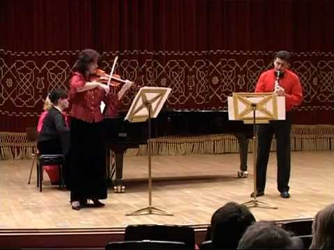 Felicia Donceanu - Coline albastre (Ateneul Roman 2006) Trio Mozaic