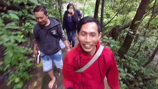 preview picture of video 'Blusukan air terjun dolo kediri'