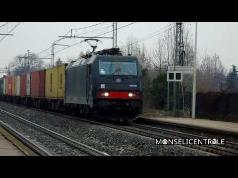 E484 105 MRCE - Mitsui Rail Capital Europe con carico di cantainers