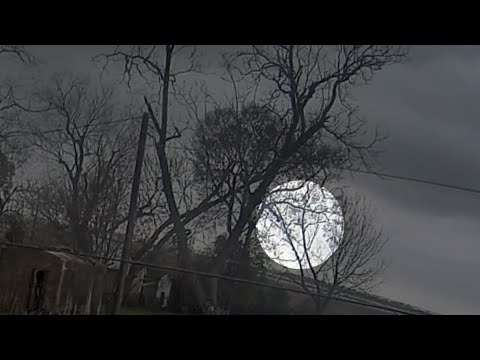 A video captured the moment a cargo plane dove toward the ground just before it crashed into a Texas bay in February. (March 7)