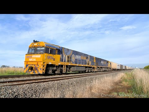 NR34 "First Nations" Leads 6PM7 Container Train (3/10/2022) - PoathTV Australian Railways