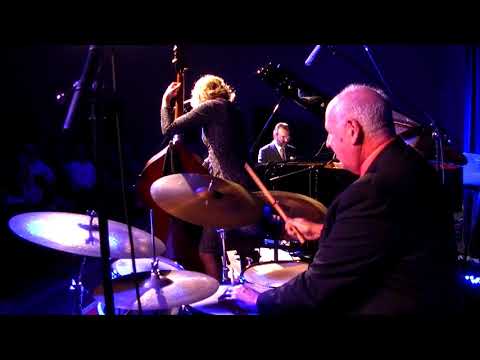 Trio w/ Nicki Parrott (b,v), Eddie Metz (d) and Rossano Sportiello (p)