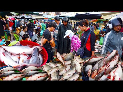 Cambodian Street Food Tour In Phnom Penh City - People Activities And Foods