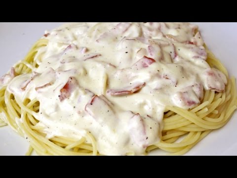 Espaguetis carbonara - Spaguetis con salsa de nata y bacon