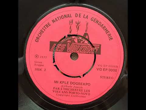 Orchestre Les Volcans Porto-Novo - Mi Kple Dogbekpo