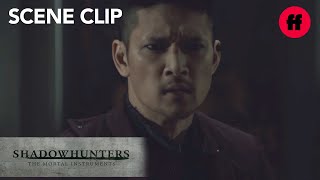 Shadowhunters | Season 3, Episode 10: Magnus� Dramatic Entrance | Freeform