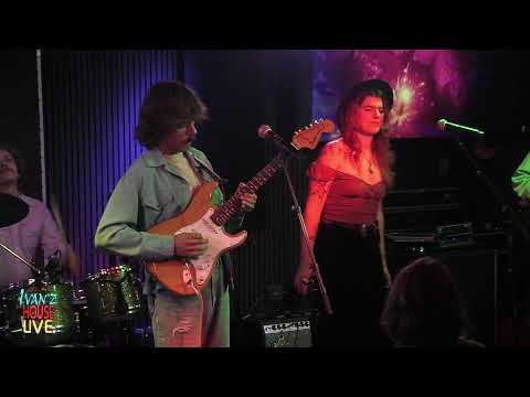 The Sunstroke Serenaders video