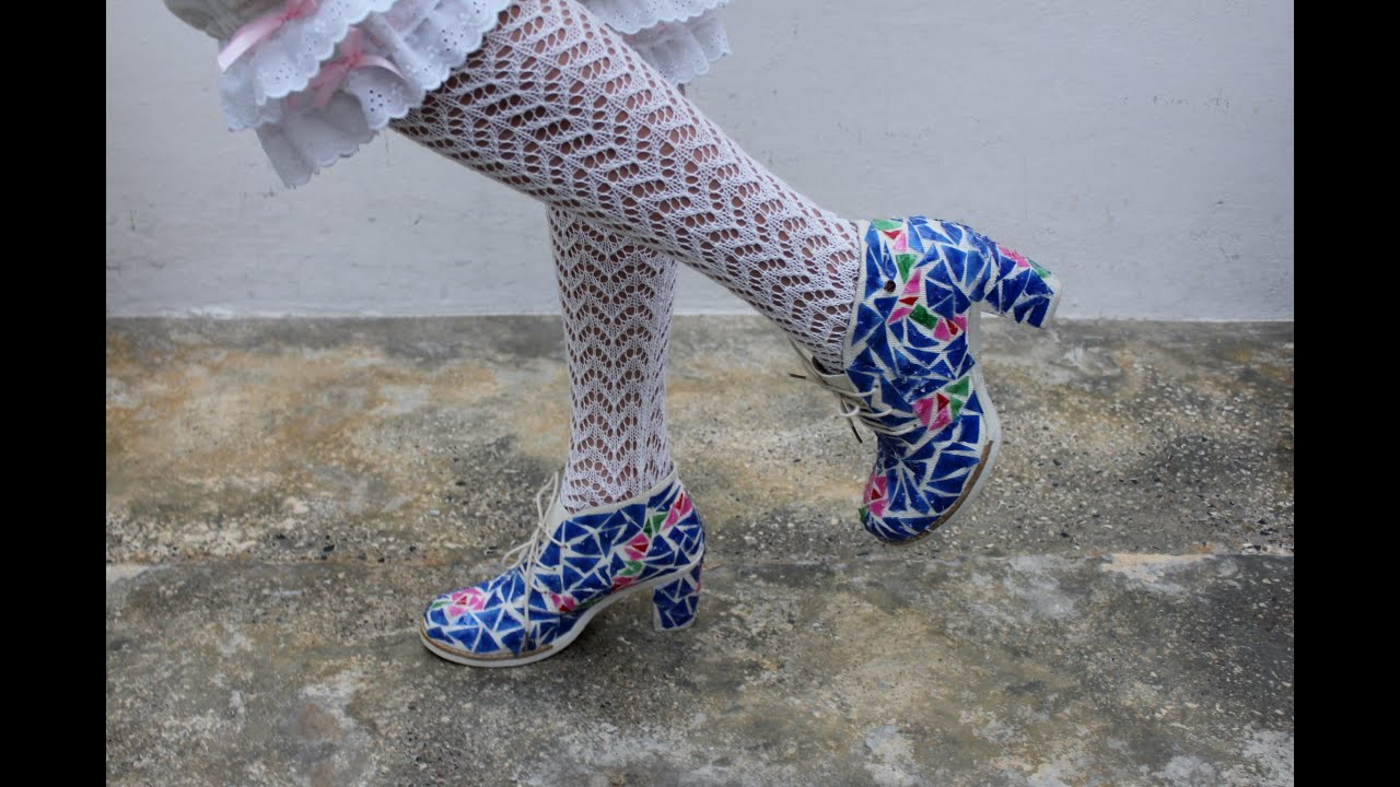 Watch Zapatos para un traje de valenciana con material reciclado Fallas Valencia #ecofallera Now Zapatos para un traje de valenciana con material reciclado Fallas Valencia #ecofallera