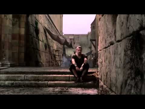 Youtube Poop - Titus Pullo Kills Everyone - YouTube