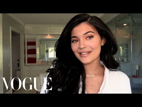 Every Beauty Secret We Learned in 2018, From Kylie Jenner, Rihanna, Hailey Baldwin, and More | Vogue